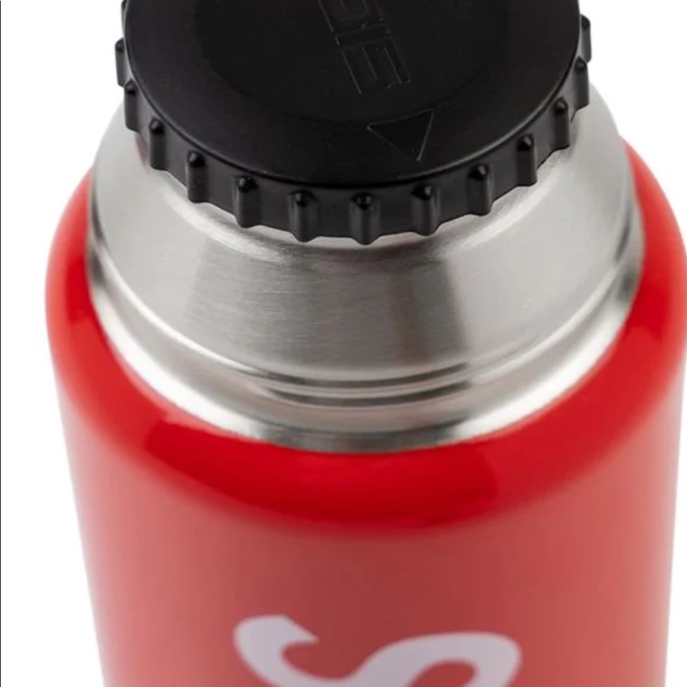 Supreme Bottle Red - Picture 4 of 6